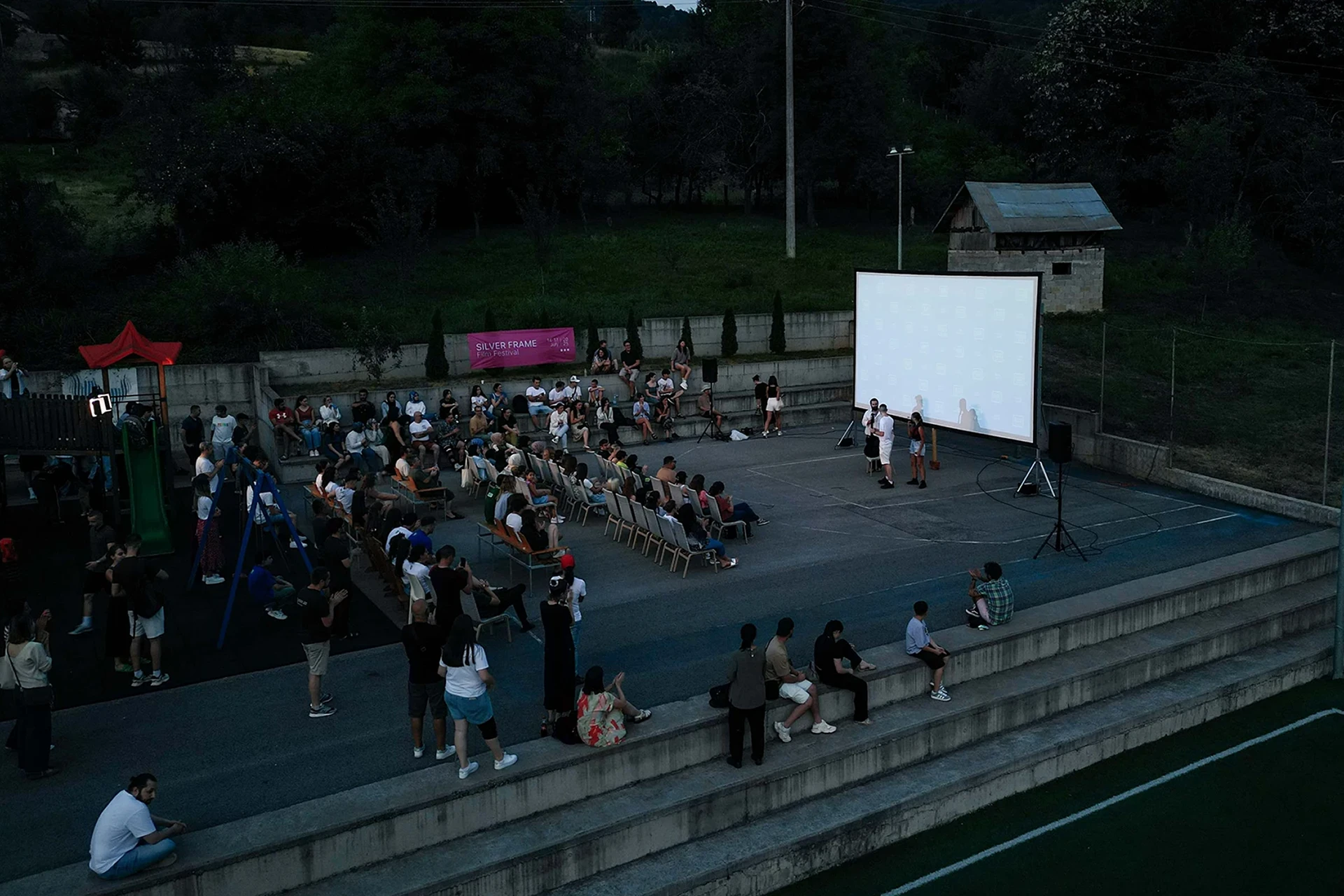 Mladen-Kojic-King-Silver-Frame-1